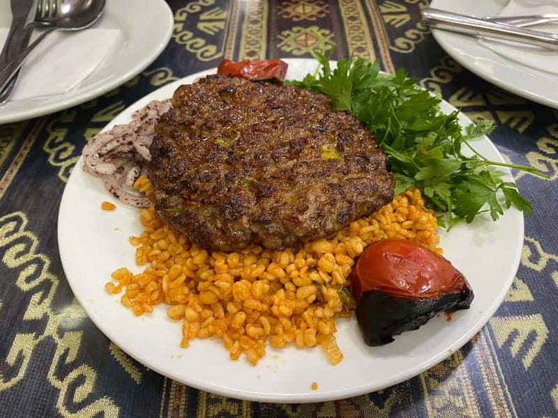 Istanbul: Private Food and City Tour with a Local Host - Why this Istanbul food-and-city walk beats the checklist