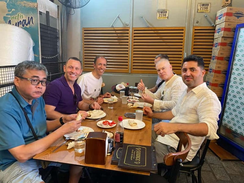 Istanbul: Private Food and City Tour with a Local Host - Çağ kebab and the Çemberlitaş Ottoman madrasa moment
