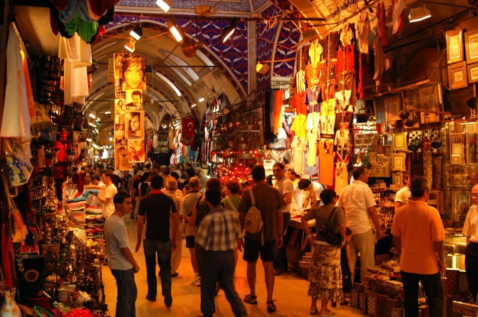 Istanbul Private Full-Day Tour With Transportation - Grand Bazaar and Spice Market time: shopping with a plan