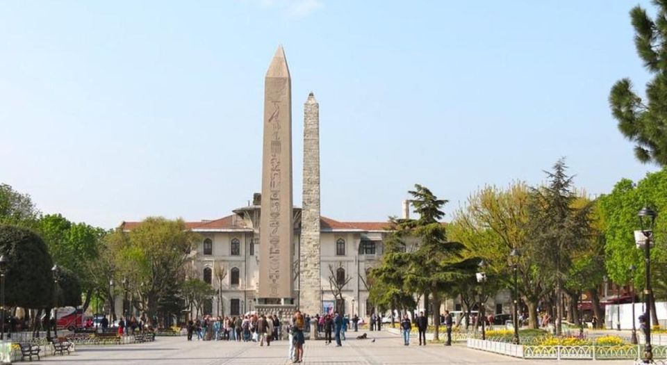Istanbul: Private Guided Walking Tour - Grand Bazaar: shopping time without getting steamrolled