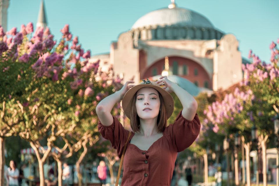 Istanbul: Private photoshoot at Hagia Sophia&Blue Mosque - Stop 1: Hagia Sophia photo stop (the “wow” factor)