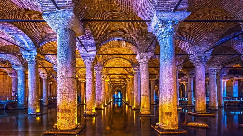 Istanbul: Private Sightseeing Tour in Multiple Languages - Topkapi Palace (and the Tuesday switch)