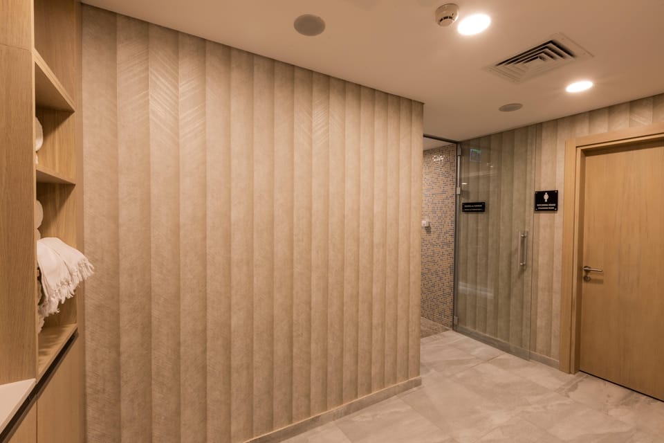 Istanbul: Private Turkish Bath, Spa and Massage in Taksim - The tea, sherbet, and Turkish delight finish