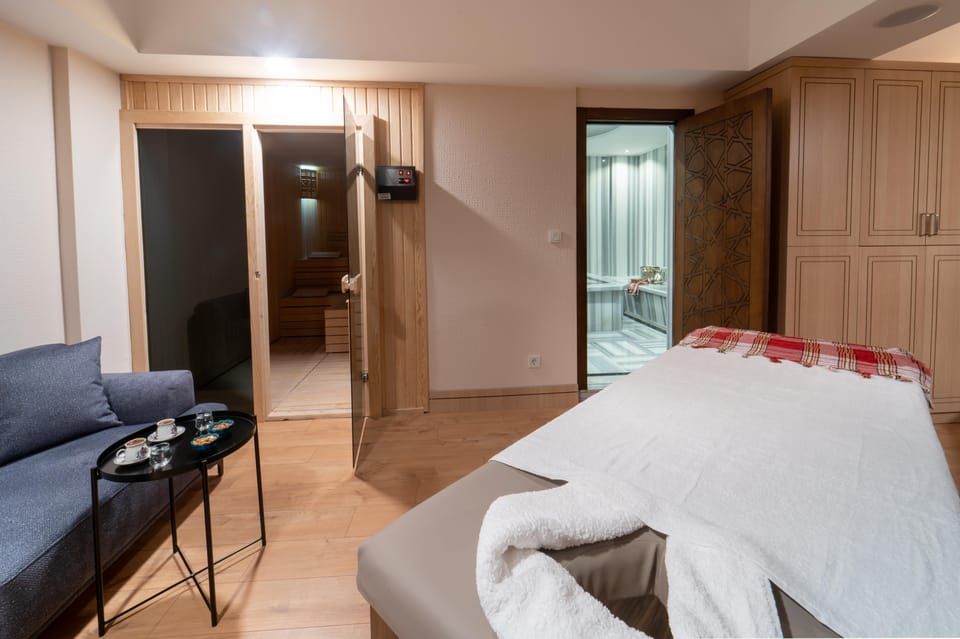 Istanbul: Public, Private or VIP Hammam & Spa in Old City - What About Massage and Face Masks?