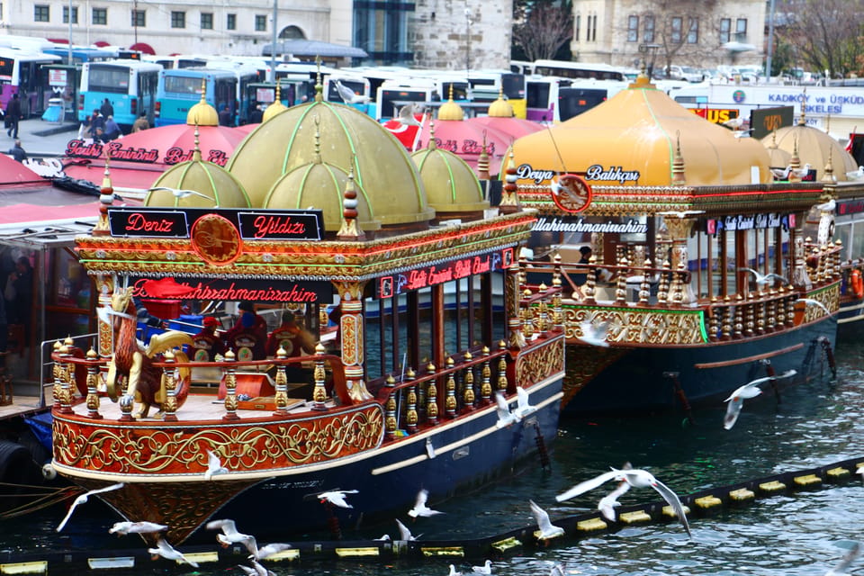 Istanbul: Secret Treasures Skip-The-Line Tour with Lunch - Basilica Cistern: Roman Engineering Underground