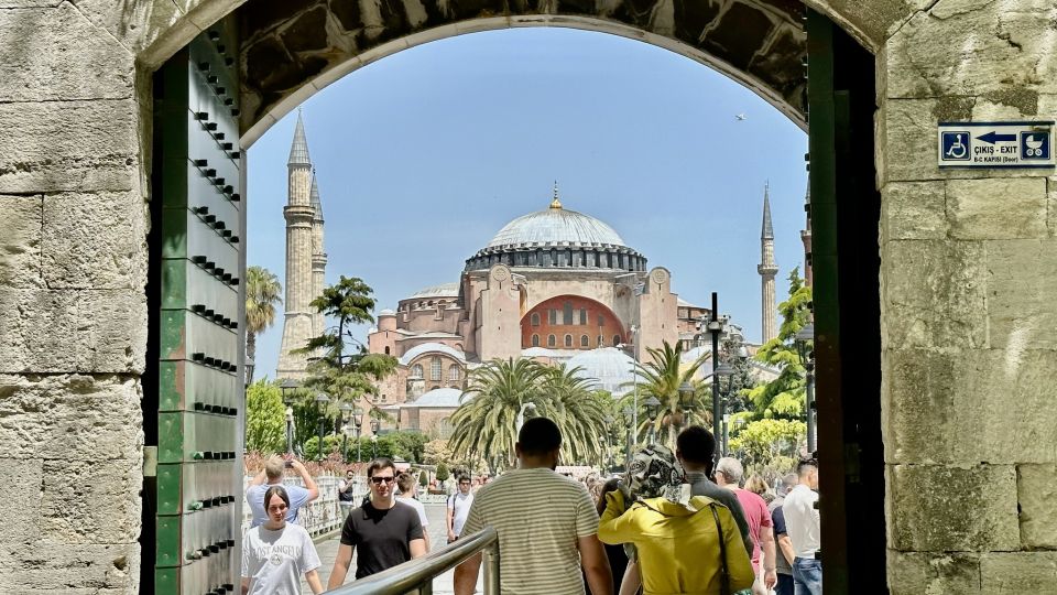Istanbul Small-Group City and Secret Streets Tour with Guide - Sultanahmet Square and a Photo Pause That Keeps Momentum