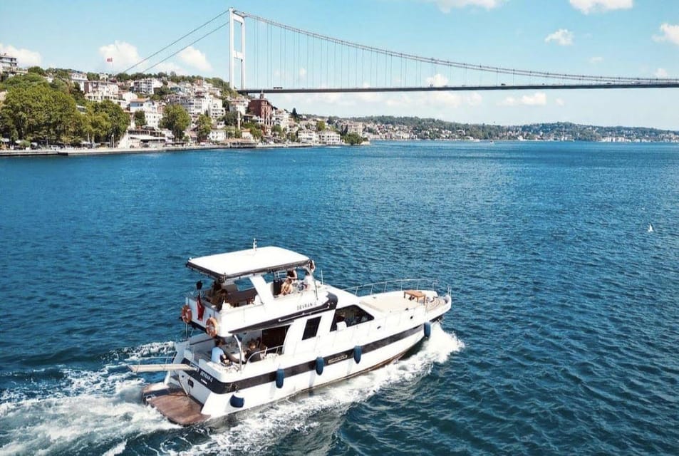 Istanbul: Small Group Yacht Tour with Unlimited Wine - The Small-Group Yacht Vibe: Unlimited Wine and a Relaxed Pace