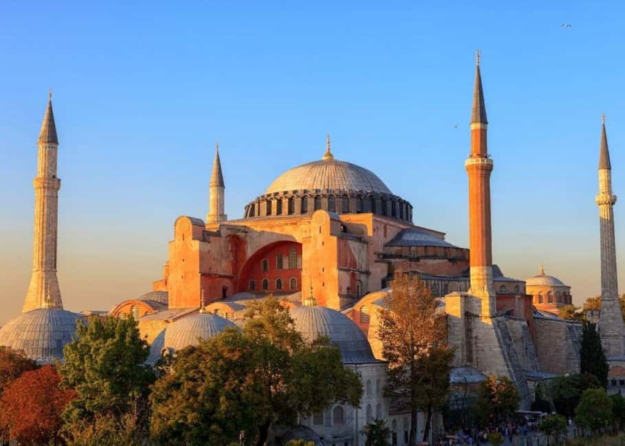 Istanbul: Topkapi, Hagia Sophia, Basilica & Blue Mosque Pass - Topkapi Palace Hosted Entry: Priority Access and Harem Time