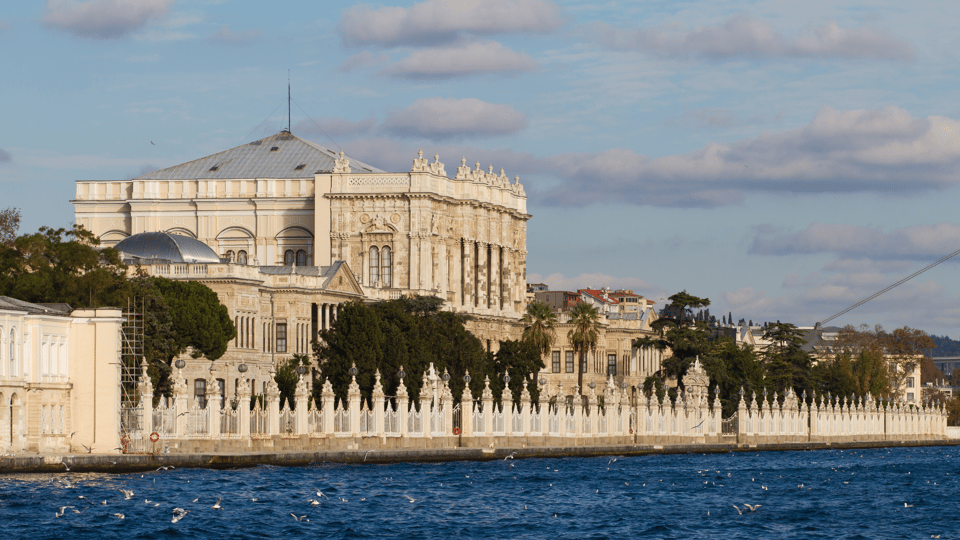 Istanbul: Topkapi Palace & Dolmabahce Palace Combo Ticket - Meeting Point Reality Check: Finding the Start Fast