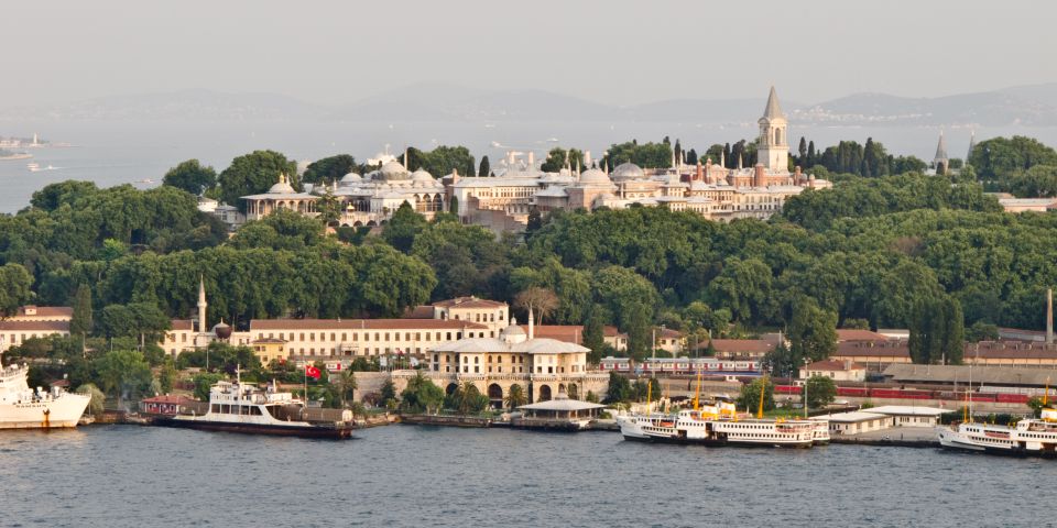 Istanbul: Topkapi Palace Guided Tour - What the tour covers inside Topkapi Palace