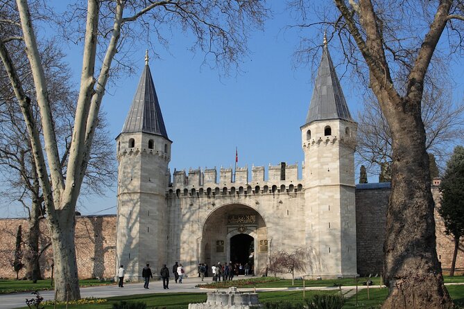 Istanbul: Topkapi Palace Guided Tour and Skip The Line - Skip-the-Line Entry at Topkapi: Why It Matters