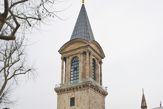 Istanbul: Topkapi Palace Guided Tour and Skip The Line - Topkapi’s Main Loop: Courtyards, Kitchens, Treasury, and the Audience Spaces