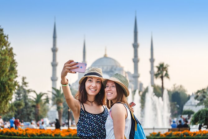 Istanbul: Topkapi Palace, Hagia Sophia & Blue Mosque - Grand Bazaar: browsing with structure (and a backup plan)