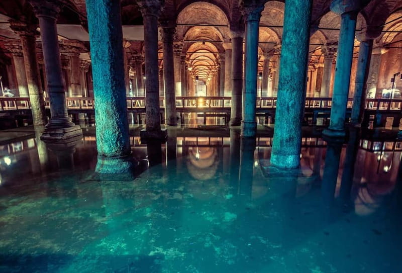 Istanbul: Topkapi Palace, Harem, & Basilica Guided Tour - The Harem stop: where the palace story gets personal