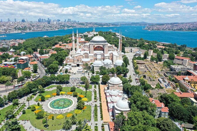 Istanbul Tour - Half Day Afternoon - Soğukçeşme Sokağı: a short walk that feels like stepping back