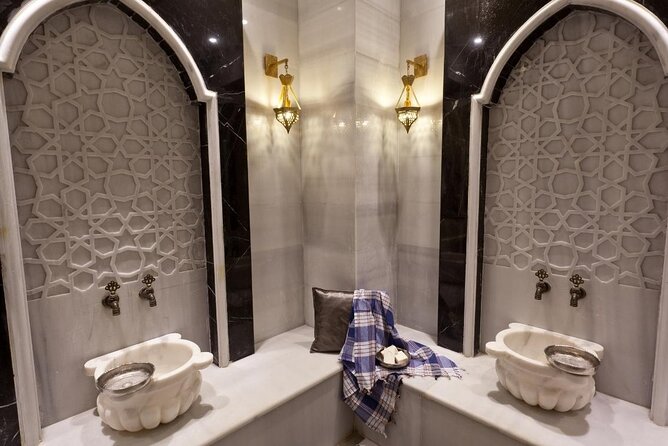 Istanbul: Traditional Turkish Bath - Historical Vezneciler Hammam: what you’re actually buying