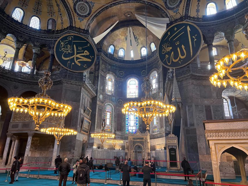 Istanbul Turkish Carpet & Rug Experience – Handmade Weaving - Trusted rug gallery time: comparison shopping with negotiation help