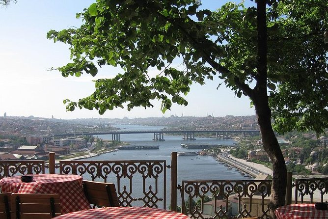 Istanbul Two Continents Tour with Lunch and Bosphorus Cruise - The Morning Starts at Çamlıca Hill: Istanbul’s Big-View Classroom