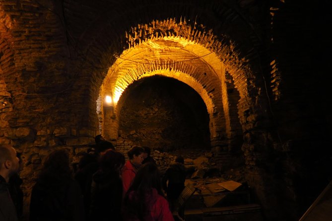Istanbul Unveiled: A Quest for the Unique and Unusual Jewels - Starting at Küçük Ayasofya: Garden Tea and a Byzantine Prequel