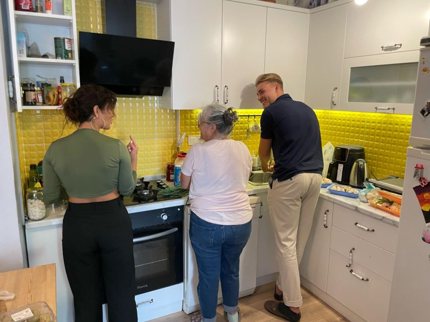 Istanbul: Vegan/Vegetarian Cooking Class with Locals at Home - Key things that make this class worth your time