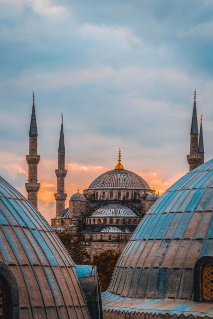 Istanbul Walking Tour: Discovering Old Town - Included extras that actually help: English guide and headsets