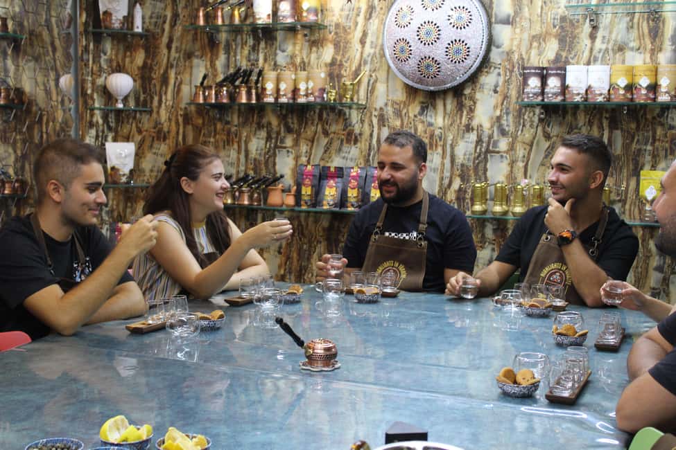 Istanbul: World Teas & Turkish Tea Brewing, Tasting Workshop - Picking up the tea culture stories (without turning it into a lecture)