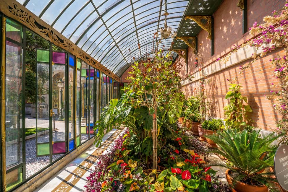 Istanbul: Yildiz Palace & Museum Skip the Ticket Line Entry - Gardens in Beşiktaş: your planned pause from Ottoman rooms