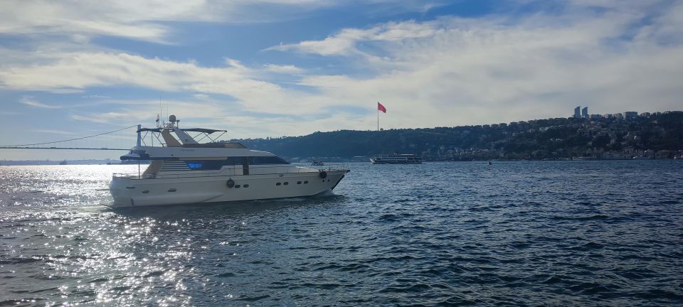 Istanbul:Golden Horn&Bosphorus Sunset Cruise on Luxury Yacht - Under the Bosphorus Bridge: The Continent Connection Moment