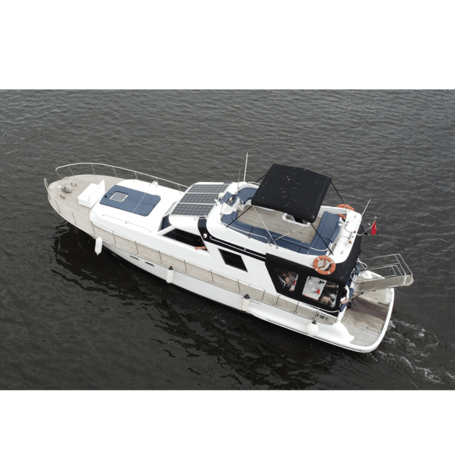 İstanbul:Private Luxury Yacht on Bosphorus 14 Meter(46 feet) - Special Events: Proposals, Birthdays, Bachelorette Parties, and How to Plan