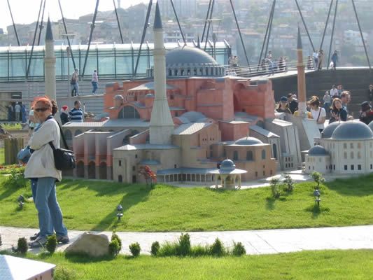 Istanbul's Golden Horn, Eyüp, Miniatürk & Pierre Loti Tour - Key things to know before you go