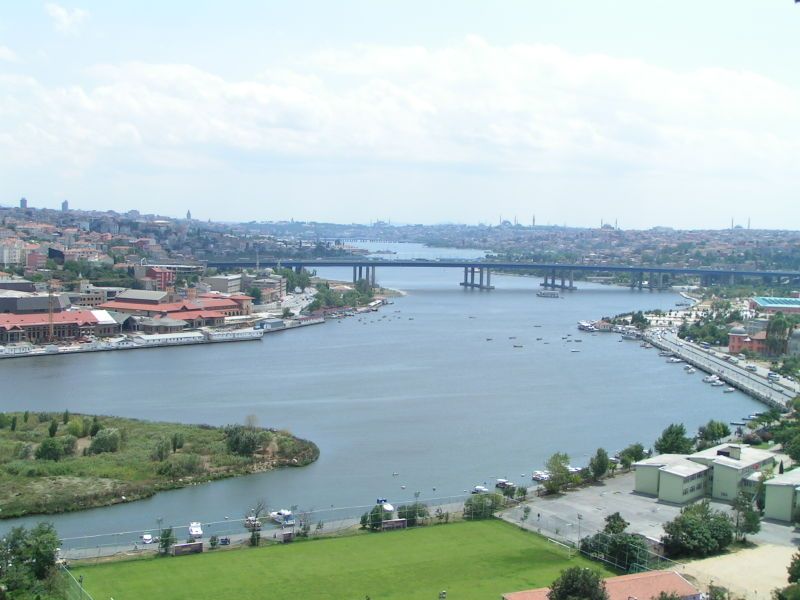Istanbul's Golden Horn, Eyüp, Miniatürk & Pierre Loti Tour - Pierre Loti Coffee House: Poet Views With Real Hilltop Vibes