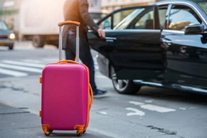 Izmir Airport ADB Transfers to Izmir City Centre Hotels - Private by default: what you gain (and what you should confirm)