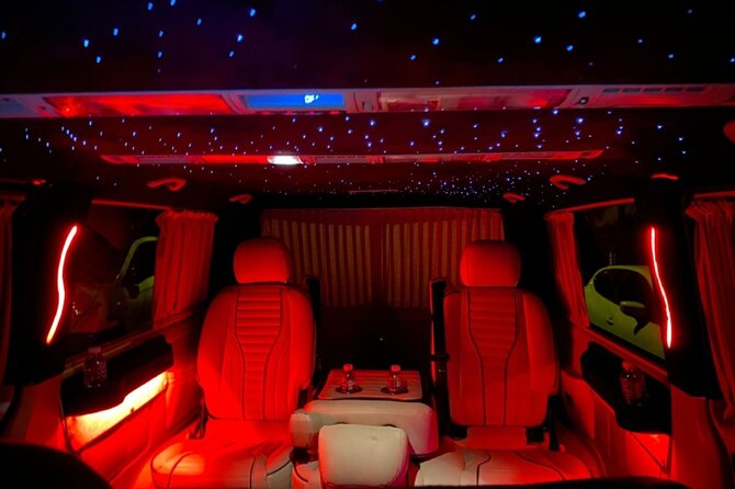 Izmir Airport Private Transfer Meet Transfer - Arrival friction: using the name-sign pickup and mobile ticket smartly