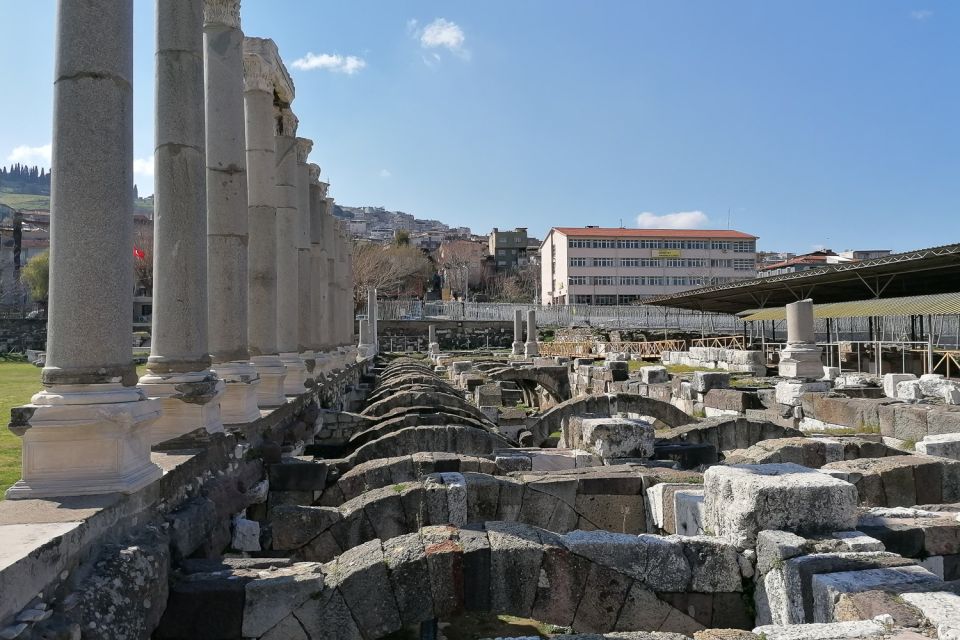 Izmir City Tour with a Private Guide & Van - The ferry plan: reaching Karsıyaka and turning transit into time on the water