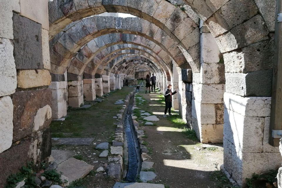 Izmir City Tour with a Private Guide & Van - Shopping strategy in Kemeralti and Karsıyaka: what to do with your time