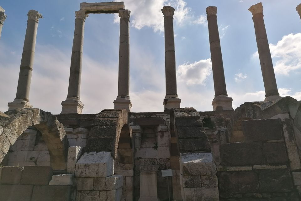 Izmir City Tour with a Private Guide & Van - AC Deluxe van comfort: plan for heat, not miracles