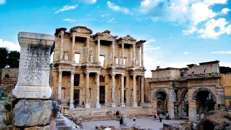 Izmir: Ephesus and The House of The Virgin Mary Tour - A 7-hour private plan that respects your time