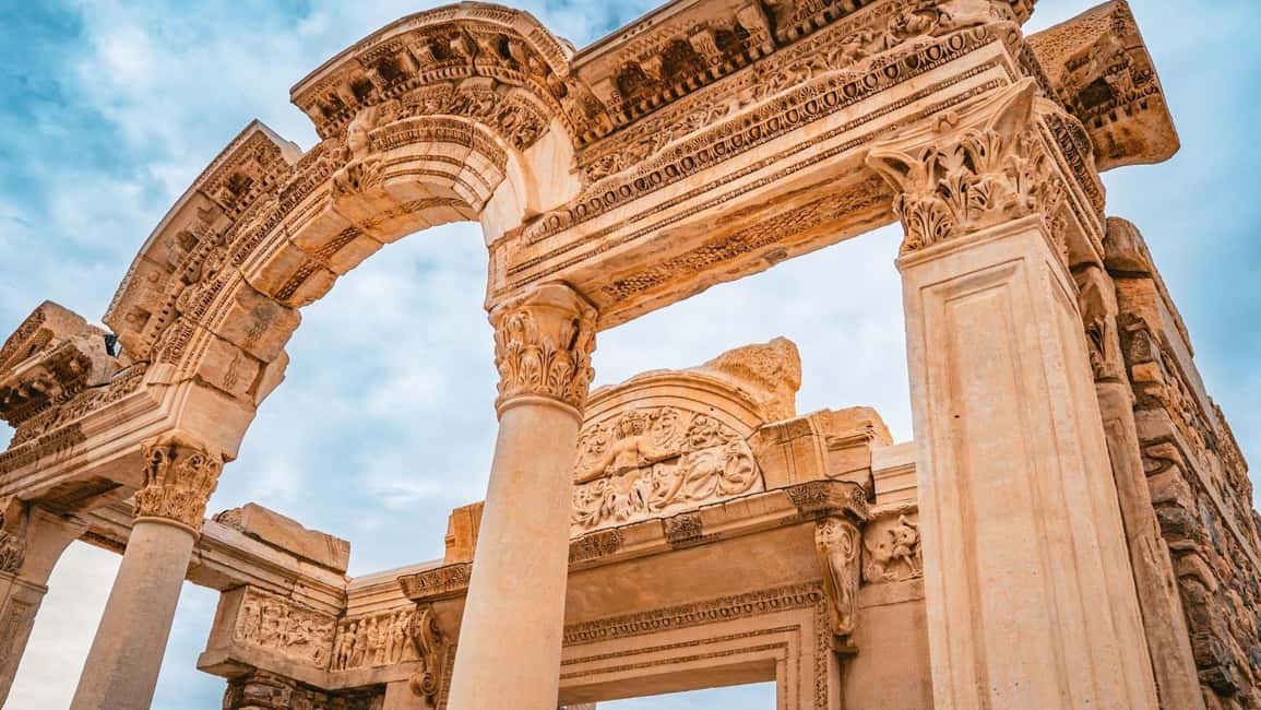 Izmir: Ephesus Small Group Tour with Lunch - Temple of Artemis: one wonder, mostly in ruins