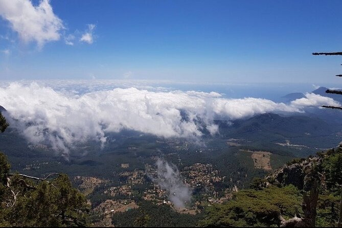 Jeep Safari from Kemer - Sycamore tree and Byzantine castle remains: a walk with actual atmosphere