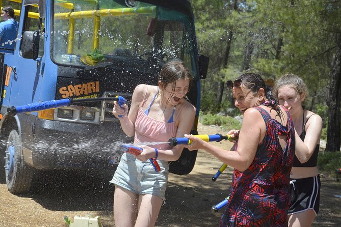 Jeep Safari Tour to Saklikent, Tloss and Yakapark from Fethiye - The riverbank water fight: last splash before the relax zone