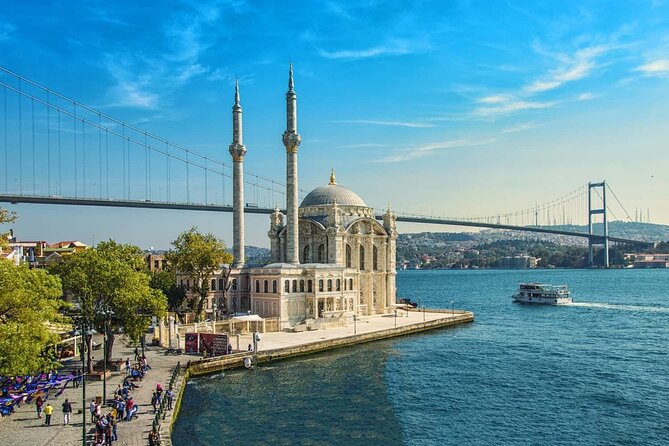 Journey Through Istanbul's History - Stop 1: Hippodrome Monuments at Sultanahmet Square