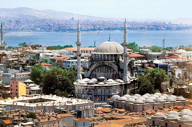 Journey Through Istanbul's History - Stop 2: Blue Mosque (Sultanahmet Mosque) in 20 Minutes