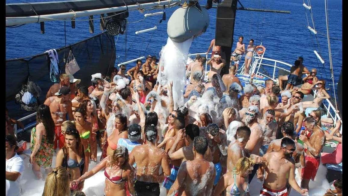 Kemer Pirate Boat Trip with Hotel Transfers Option - Kemer Marina check-in: how to start without stress