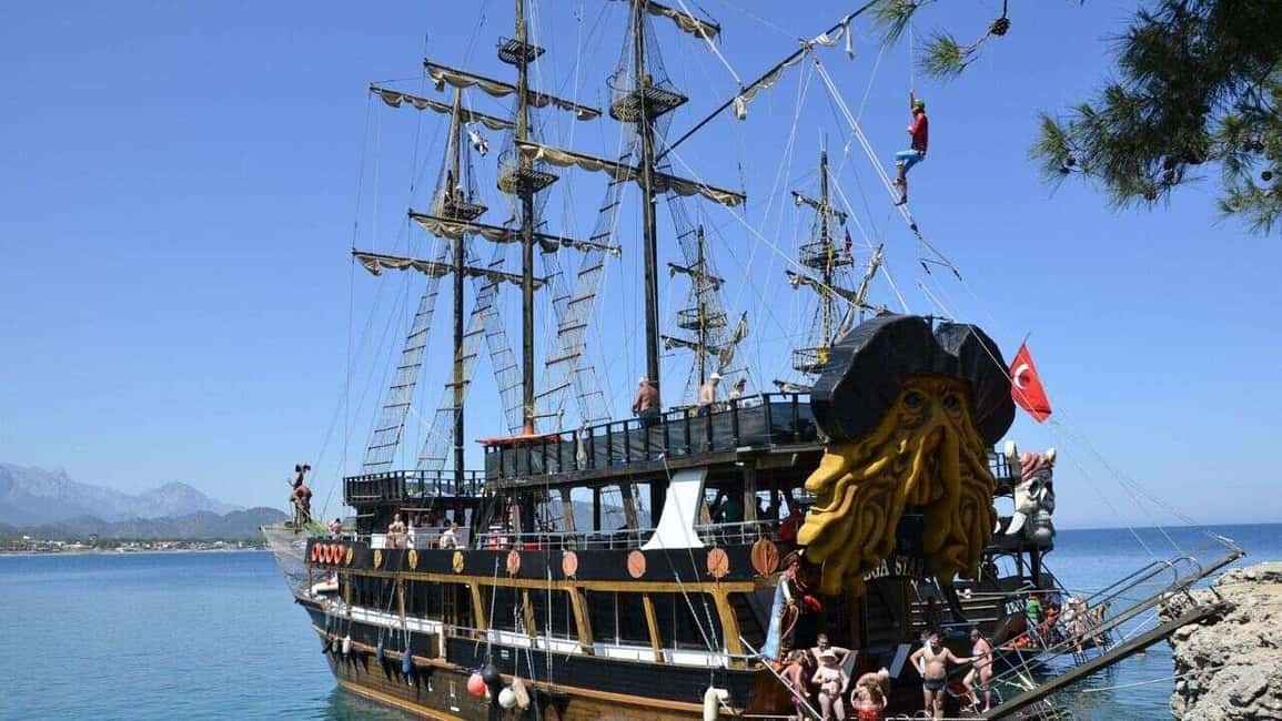 Kemer Pirate Boat Trip with Hotel Transfers Option - Aquarium Bay: best for swimming and snorkeling fans
