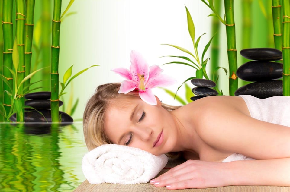 Kemer Turkish Bath (Hammam) W/ Scrub, Foam & Oil Massage - Comfort in the Steam: Humidity, Heat, and Body Limits