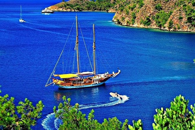 Kusadasi Boat Trip - On the Boat: What to Expect When You’re Fed and Moving