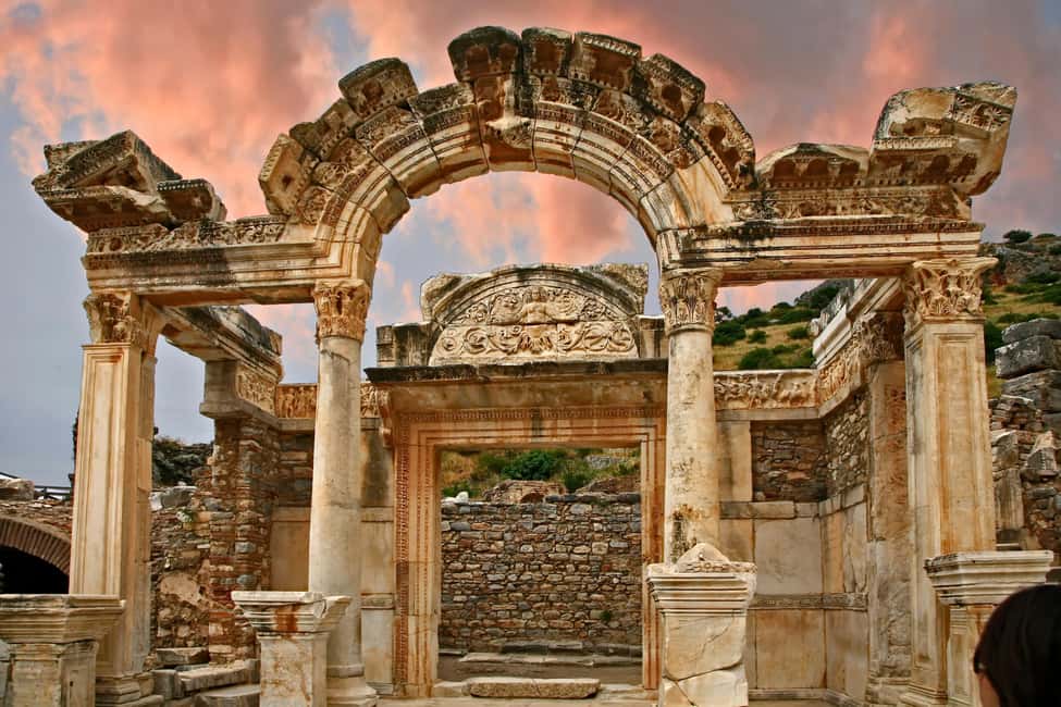 Kusadasi: Ephesus and Virgin Mary Tour for Cruise Guests - Key highlights worth timing right
