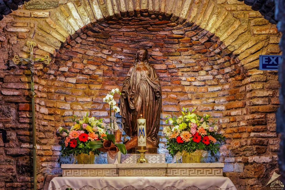 Kusadasi: Ephesus, House of Virgin Mary, and Temple Tour - Entrance fees: where the trip cost can quietly change