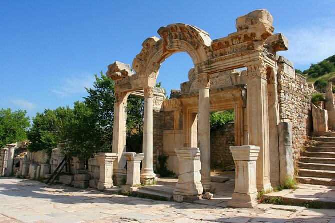 Kusadasi Port Private Ephesus Tour with LUNCH - Odeon, Great Theater, and the Stops That Make Ephesus Click
