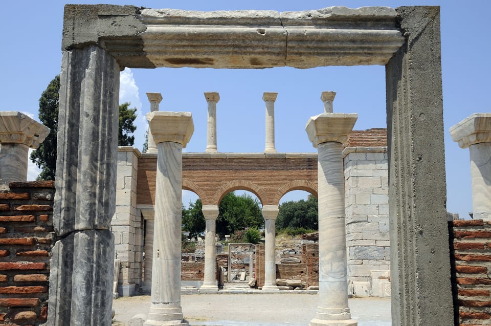 Kusadasi Port:Biblical Private Ephesus Tour | Skip-the-Line - Terrace Houses and the Museum-like comfort of a “smaller” stop